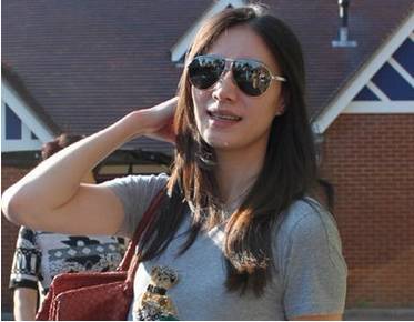 对CP被高层冷藏手动拆散的CP宫斗戏女艺人仗着后台在片场发火！K8凯发·国际网站【八卦说】谢杏芳手撕吃瓜群众！密闭恐惧症的一(图3)